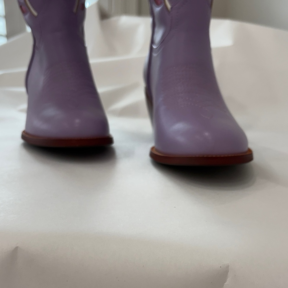 Lavender Boots - Picture 7 of 11
